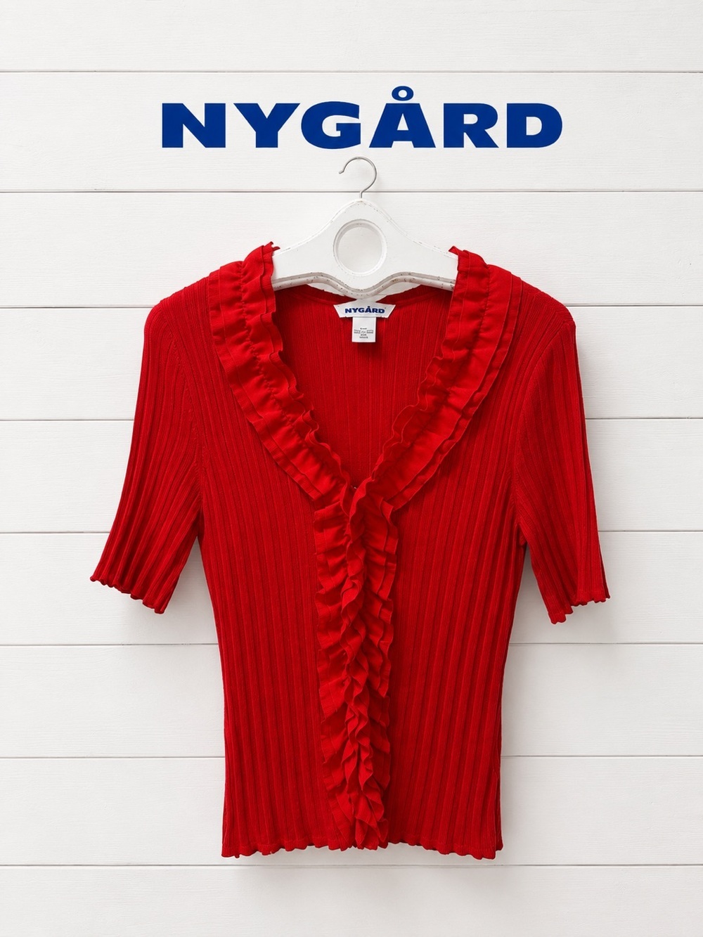 NY&Co Collection Red Ribbed Ruffle Top – Women’s Size M